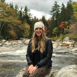 Meet your Posher, Andrea